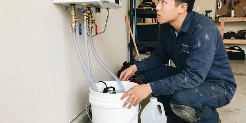 Tankless Water Heater Maintenance in Phoenix