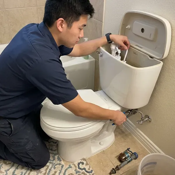 CVR Plumbing technician providing toilet repair in Phoenix, AZ